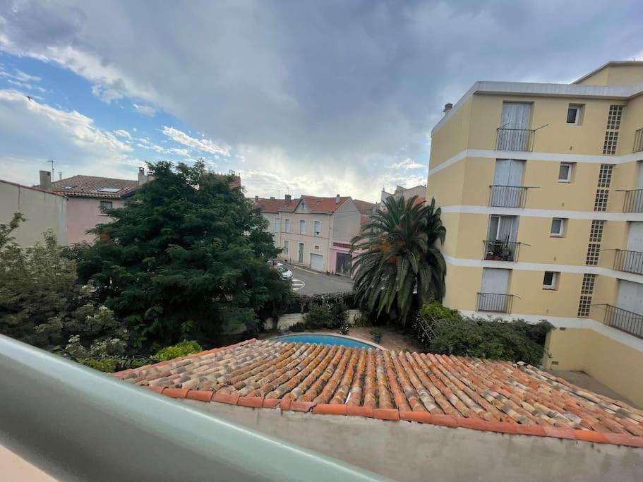 Le Baya - Appt Proche Des Halles Narbonne Bagian luar foto